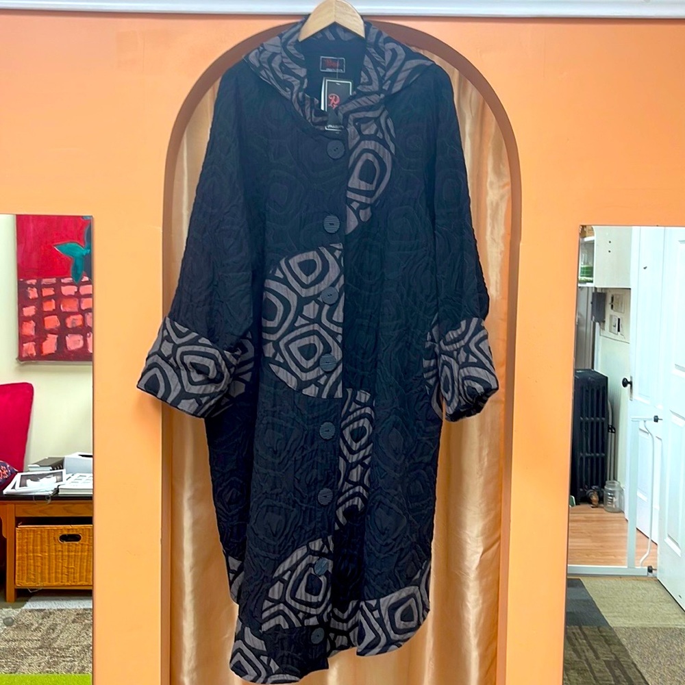 Prisa Collection Jacket. Made in Germany. European size 2 (US 14/16)